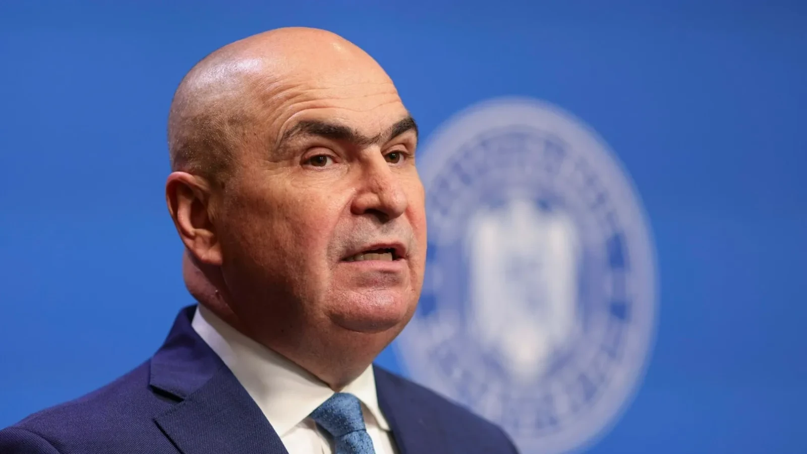 ilie bolojan 8dg0b